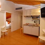 מלון Rimbombin Burgo