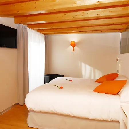 Hotel Rimbombin 2*